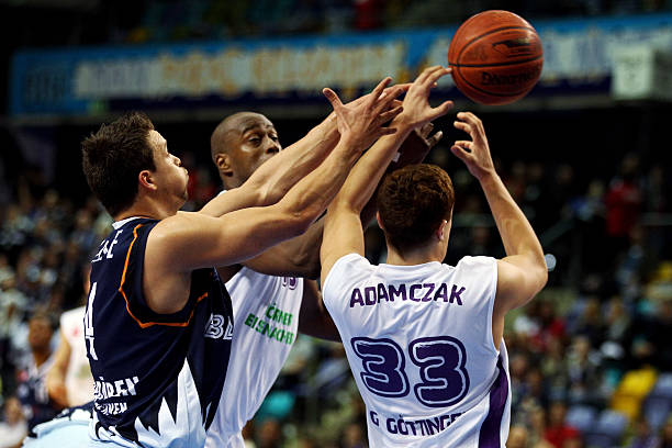 费内巴切 费内巴切