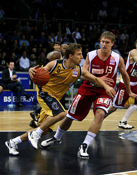 并且已经与 并且已经与