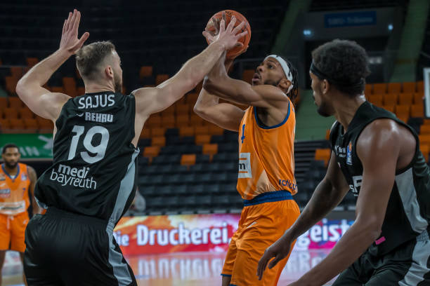 之皓和阎森 之皓和阎森